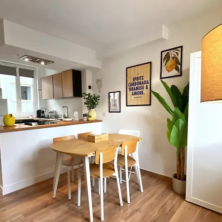 Dolce Design Duplex, 2 Bedrooms, Vieux-marche